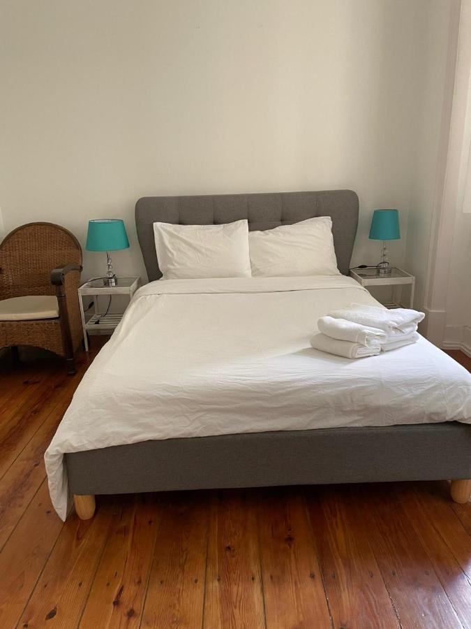 Groovy M2 R3 - Amazing Double Room With En-Suite Bathroom ลิสบอน ภายนอก รูปภาพ
